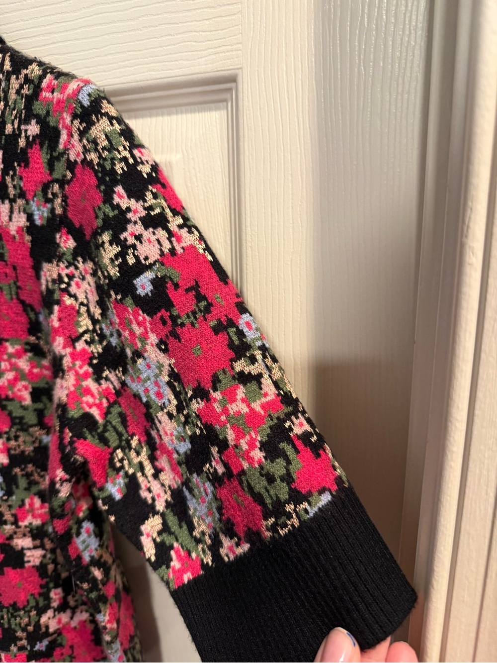 Maeve by Anthropologie Black & Pink Floral Short-Sleeve Knit Cardigan - Picture 5 of 8